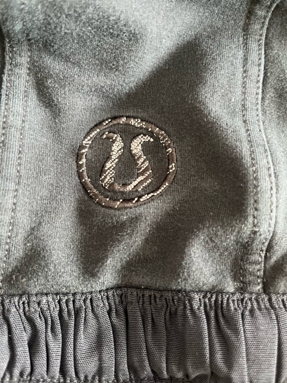 lululemon athletica black scuba ruched hood zip up jacket- Limited US 6 - Picture 7 of 14
